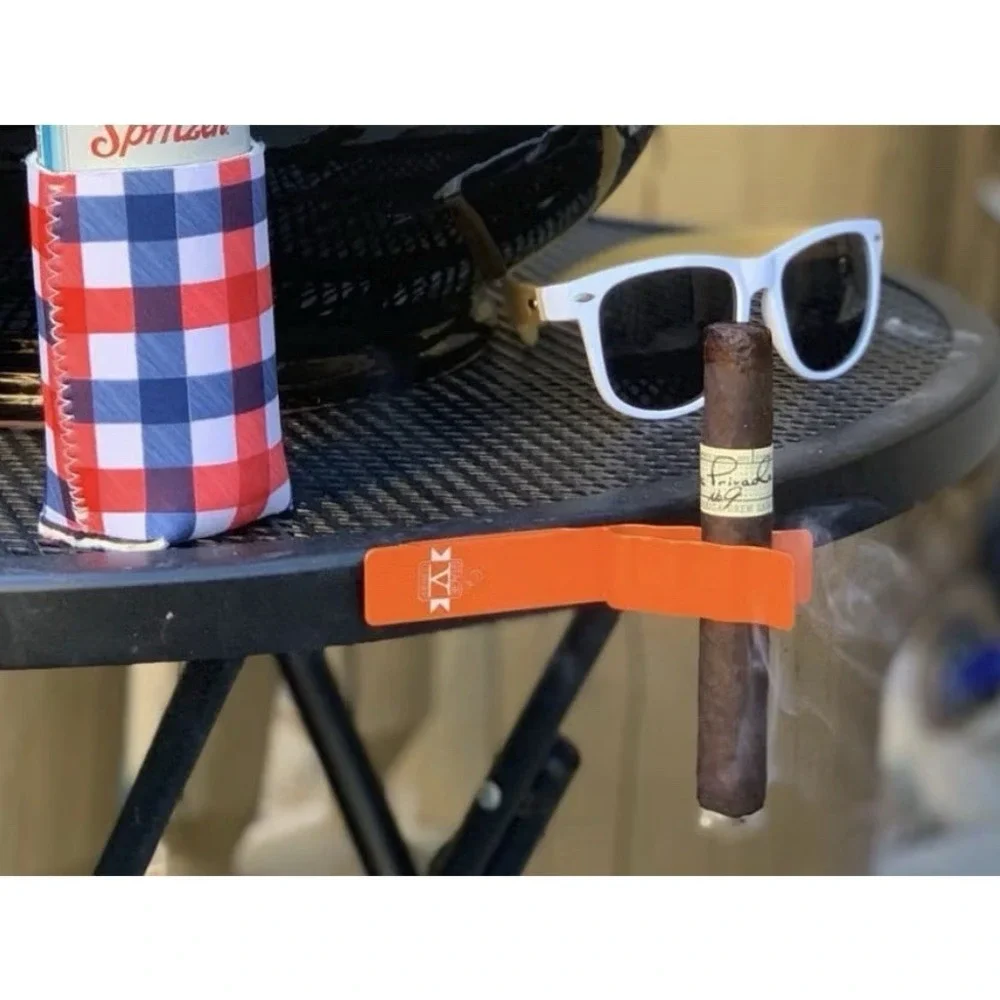 Stage V Clinger Cigar Holder-Strong Magnetic Cigar Clip for Golf Cart, Boating